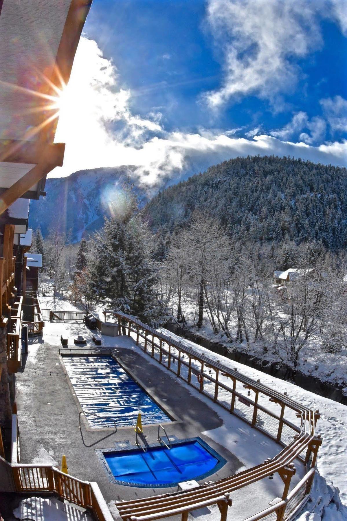 Pemberton Valley Lodge Exterior foto